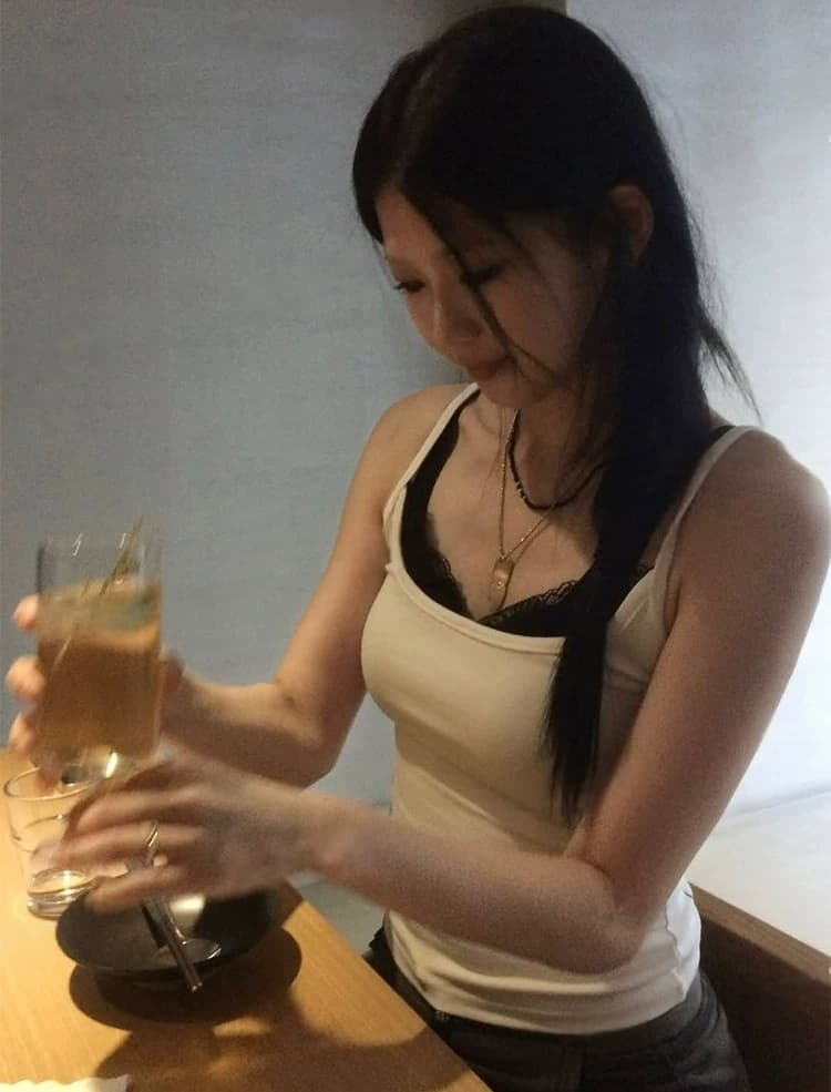 있음 선적 한국 ins 레이스 조각 섹시함 캐미솔 여름 외출용 페이크 레이어드 맨위 여성 이미지 3