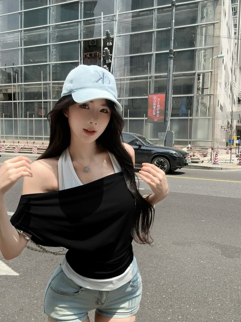 실사 정가 감소되지 않음 디자인 센스 작은 패치워크 페이크 레이어드 맨위 흔들다 칼라 몸매 가꾸기 슬림해 보이는 티셔츠 이미지 4