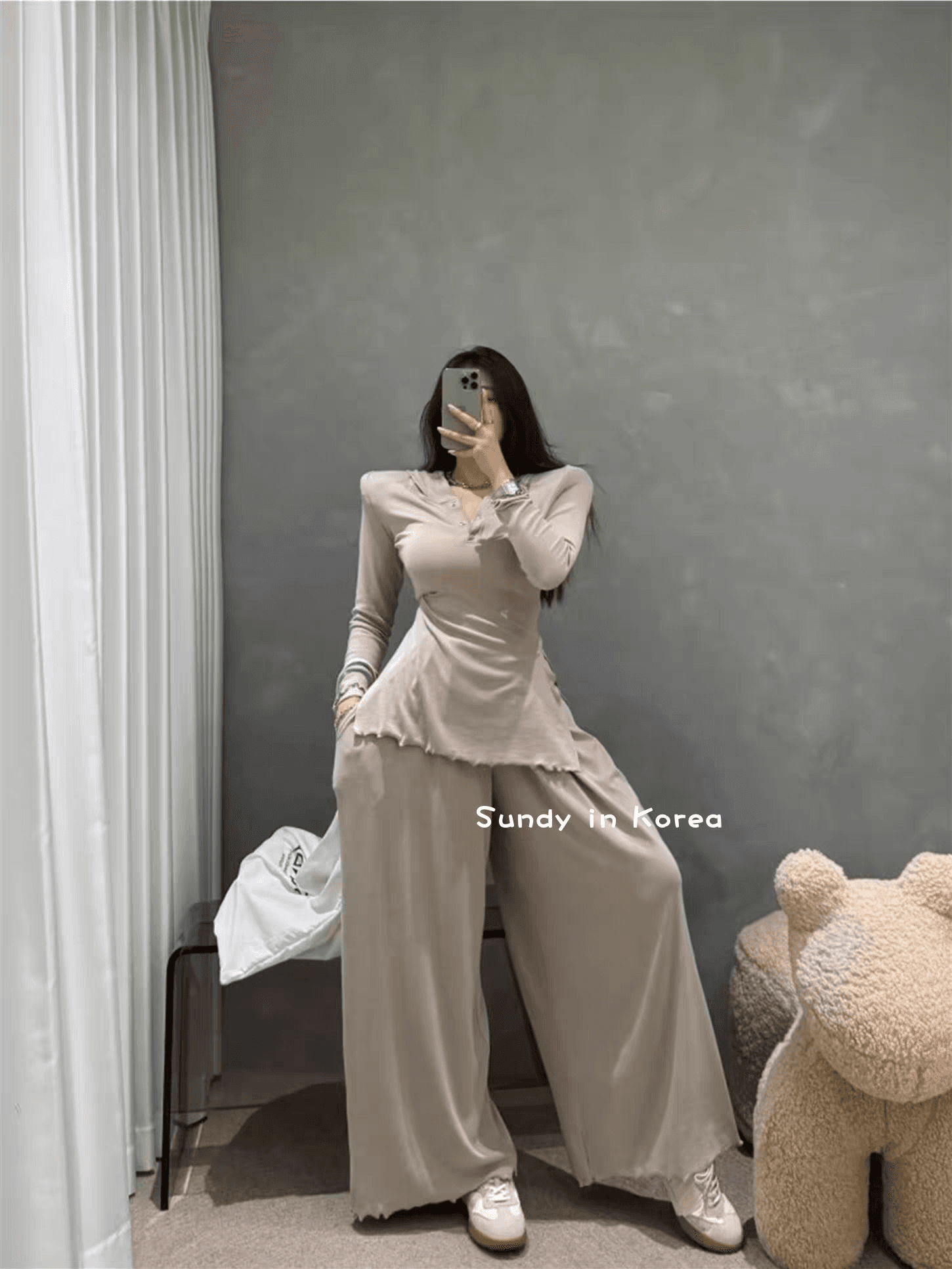 재고 있음 한국 ins 보 주님 26 가을 새로운 달콤함 단색 후드 레이스 슬림해 보이는 티셔츠 캐주얼 바지 세트 상세 이미지 6
