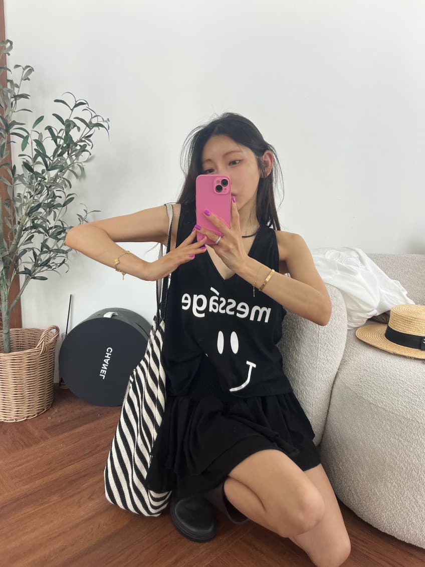 재고 있음 한국 ins 보 주님 26 여름 패션 웃는 얼굴 슬림해 보이는 조끼 하이웨이스트 다중 레이어 미니 스커트 세트 여성 상세 이미지 11