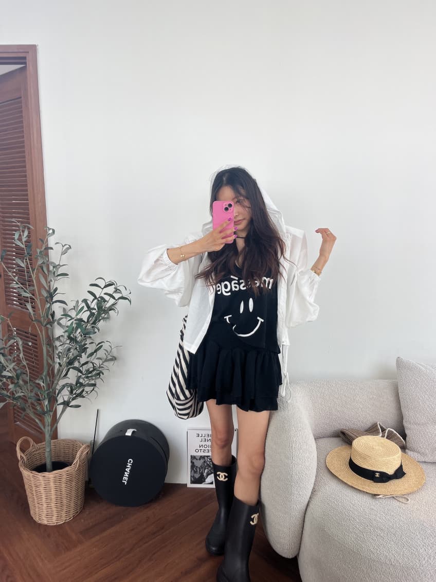 재고 있음 한국 ins 보 주님 26 여름 패션 웃는 얼굴 슬림해 보이는 조끼 하이웨이스트 다중 레이어 미니 스커트 세트 여성 상세 이미지 16
