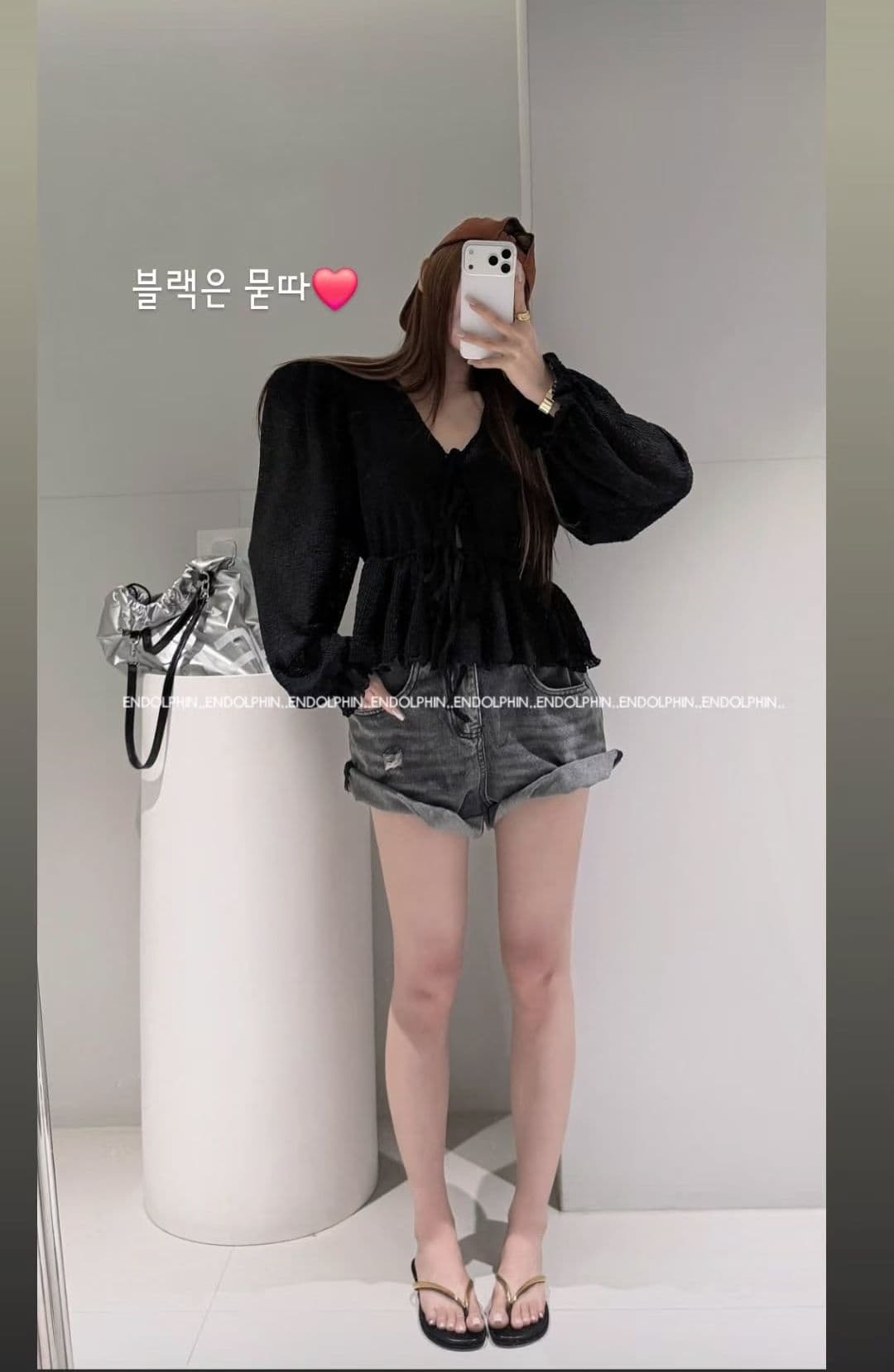 재고 있음 한국 동대문 ins 보 주님 26 가을 달콤함 루즈핏 어깨 패드 V넥 슬림해 보이는 레이스업 니트 여성 셔츠 이미지 2