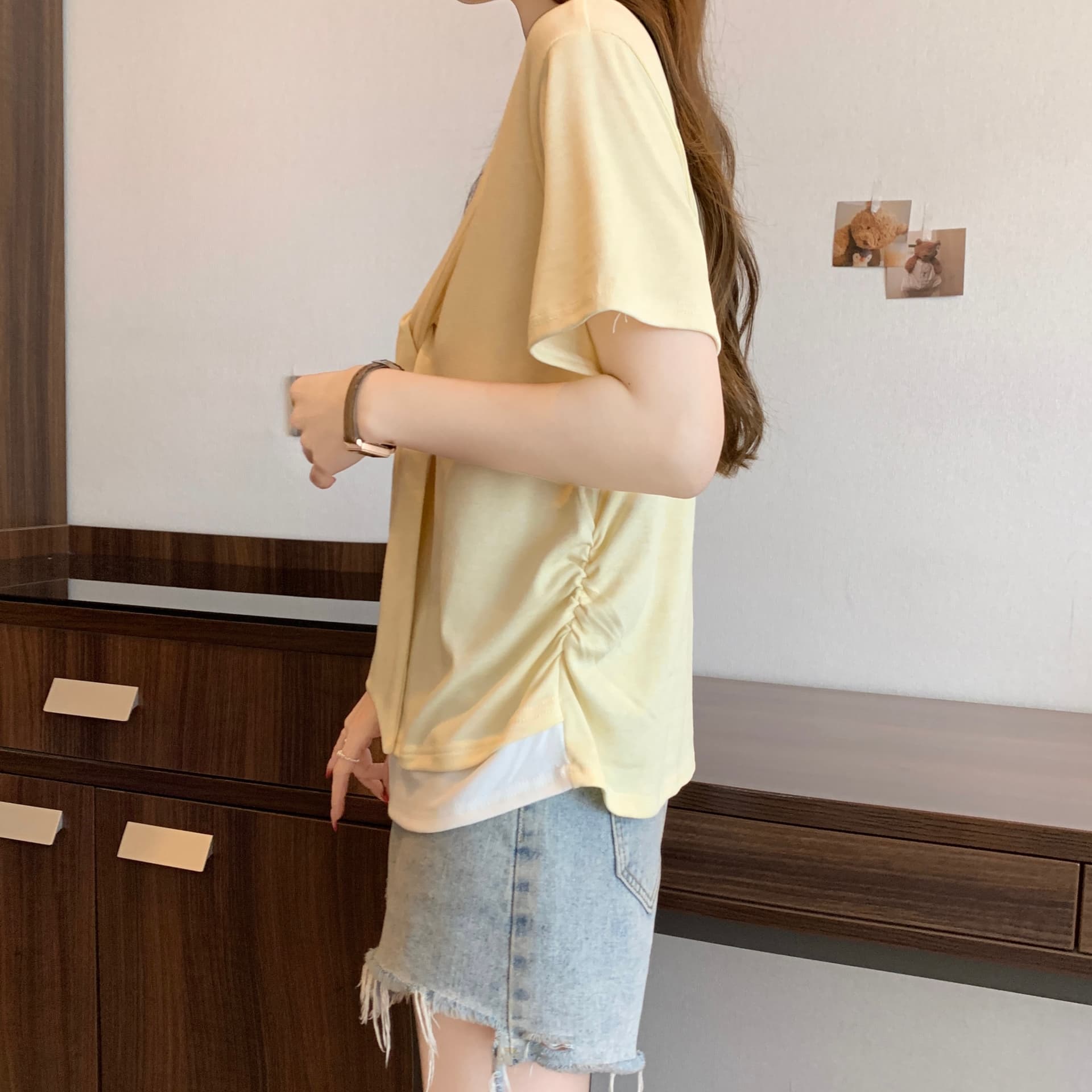 실사 빅 사이즈 여성 의류 2026 여름 새로운 페이크 레이어드 숄 반팔 티셔츠 허리 수축 슬림해 보이는 긍정적 인 어깨 의류 상세 이미지 17