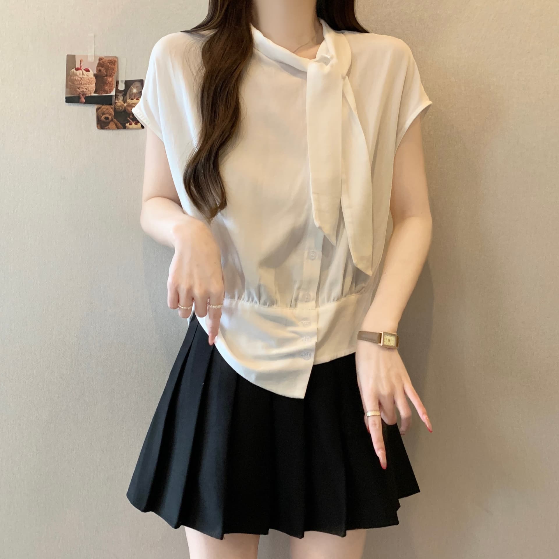 실사 빅 사이즈 여성 의류 2026 여름 새로운 절묘한 천 골드 작은 날다 소매 와이 칼라 레이스업 허리 수축 셔츠 맨위 상세 이미지 5