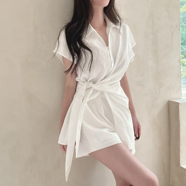 chic 패션 몸매 가꾸기 슬림해 보이는 끈 반팔 셔츠 반바지 세트 이미지 2