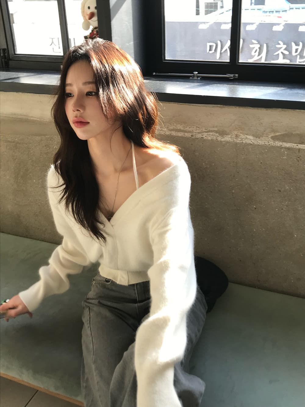 chic 한국 작은 대중 디자인 센스 미니멀리즘 V넥 빛 요리 한 다용도 행침 목 둘 착용 오프숄더 니트 스웨터 여성 상세 이미지 2
