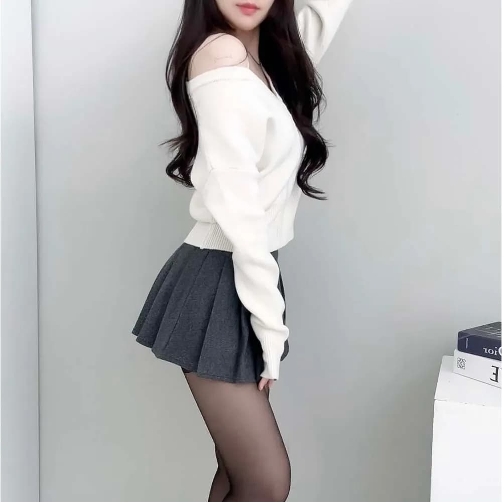 chic 한국 작은 대중 디자인 센스 미니멀리즘 V넥 빛 요리 한 다용도 행침 목 둘 착용 오프숄더 니트 스웨터 여성 상세 이미지 11