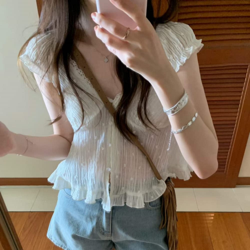 있음 선적 한국 동대문 레이스 측면 V넥 부서 버클 요정 요정 주름 자수 조금 몸매 가꾸기 반팔 셔츠 이미지 5
