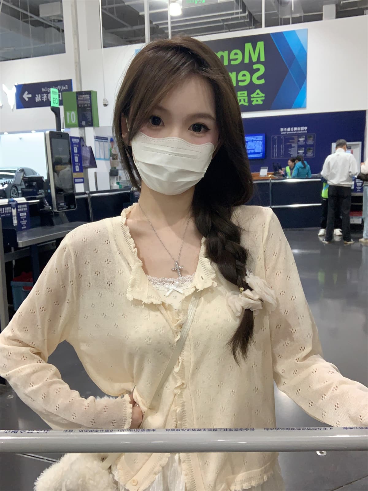 한 부서 홀로우 아웃 자외선 차단 니트 오픈 가디건 여성 코트 2026 여름 블라우스 순수한 욕망 얇은 스타일 쇼트 스타일 맨위 상세 이미지 8