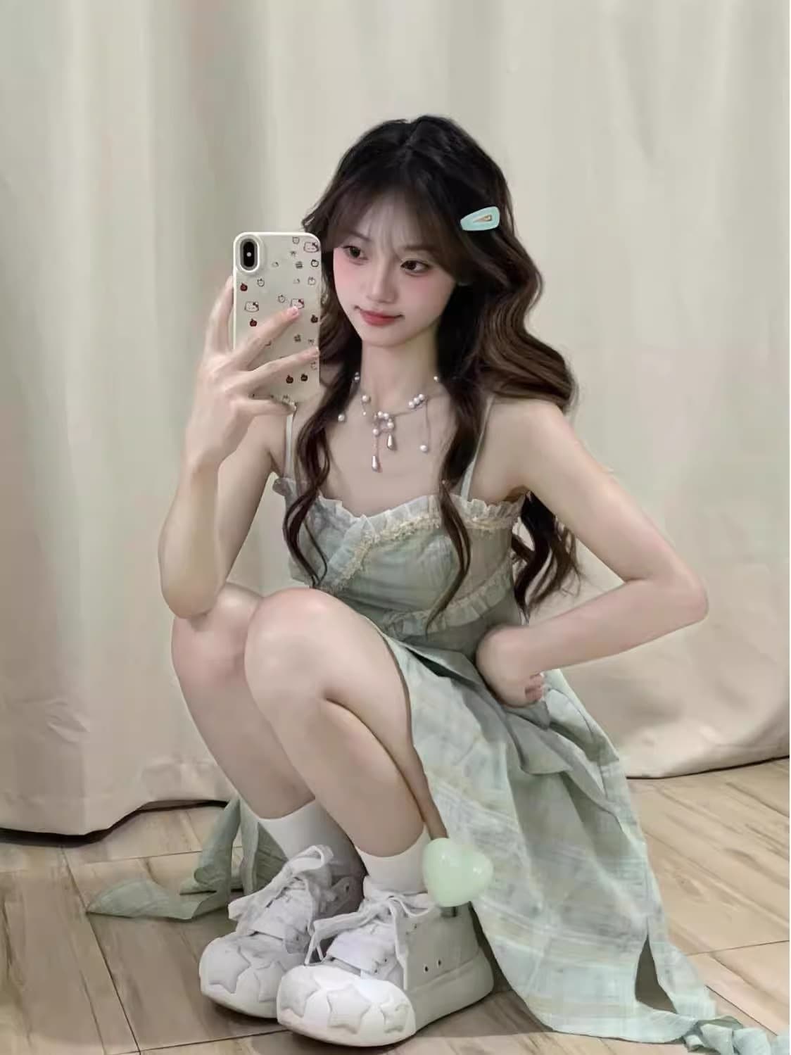2026 봄 새로운 소녀 바람 달콤함 녹색 민소매 슬립 드레스 학생 허리 수축 슬림해 보이는 불규칙 중간 길이 스커트 이미지 3