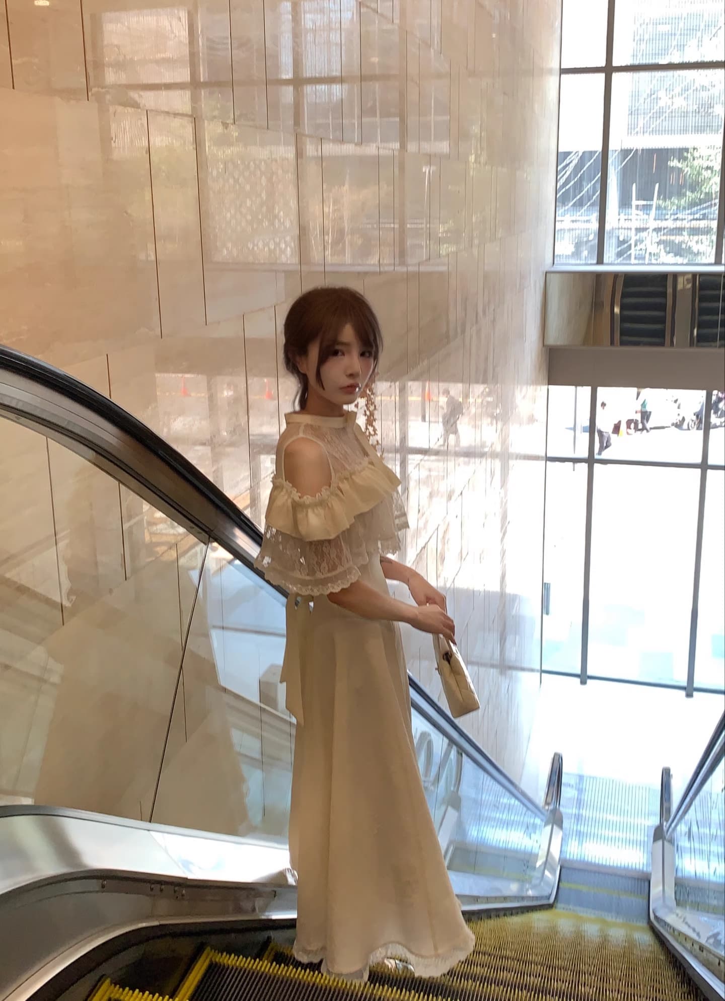 품격 파란색 불규칙 비스듬한 자르다 패치워크 스트랩 허리 수축 멜빵 드레스 패션 다용도 직업 신청 계절 작은 대중 섹션 상세 이미지 2