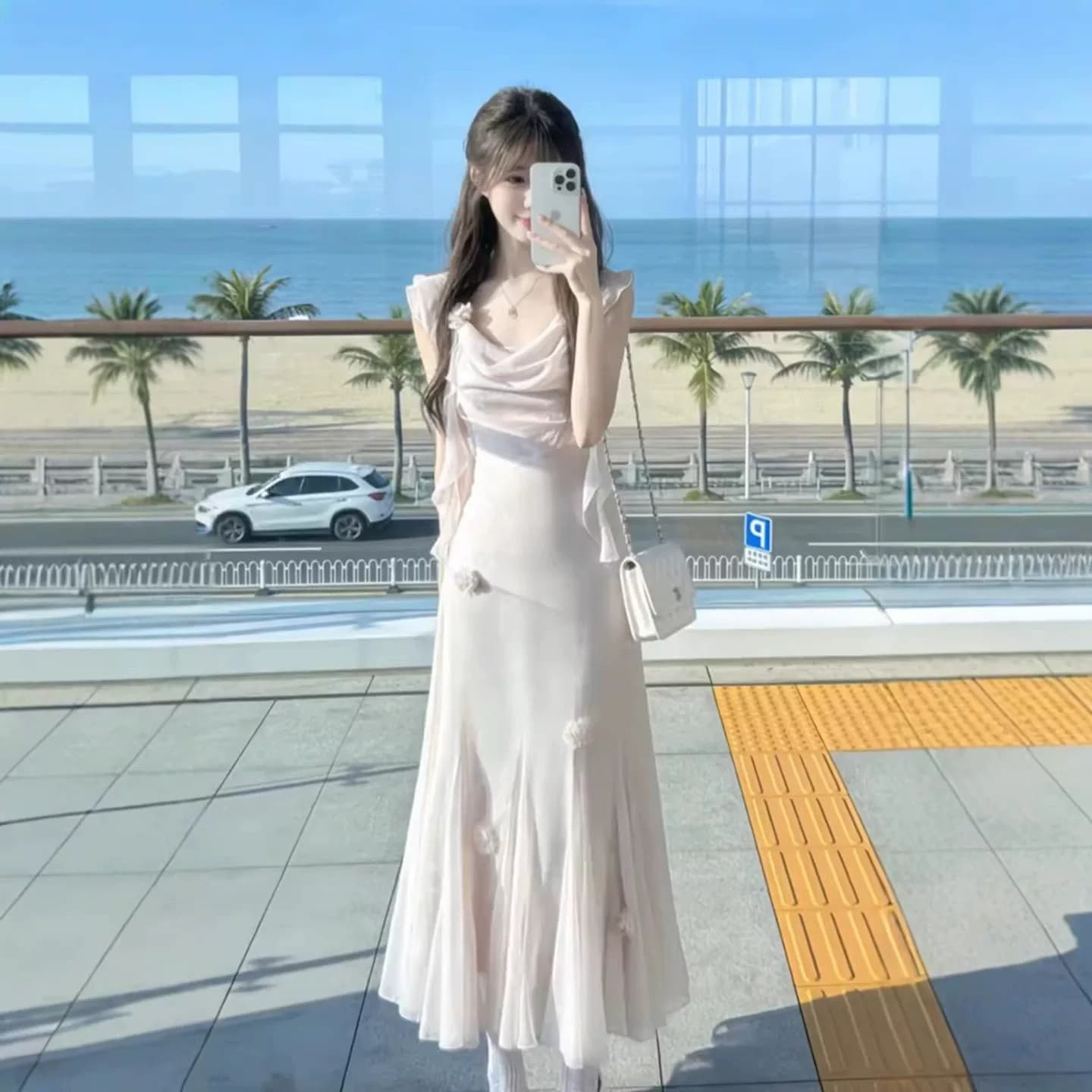 부드러운 바람 품격 슈퍼 요정 흔들다 칼라 슬립 드레스 2026 여름 새로운 우아함 아름다운 허리 수축 롱 스커트 여성 의류 상세 이미지 2