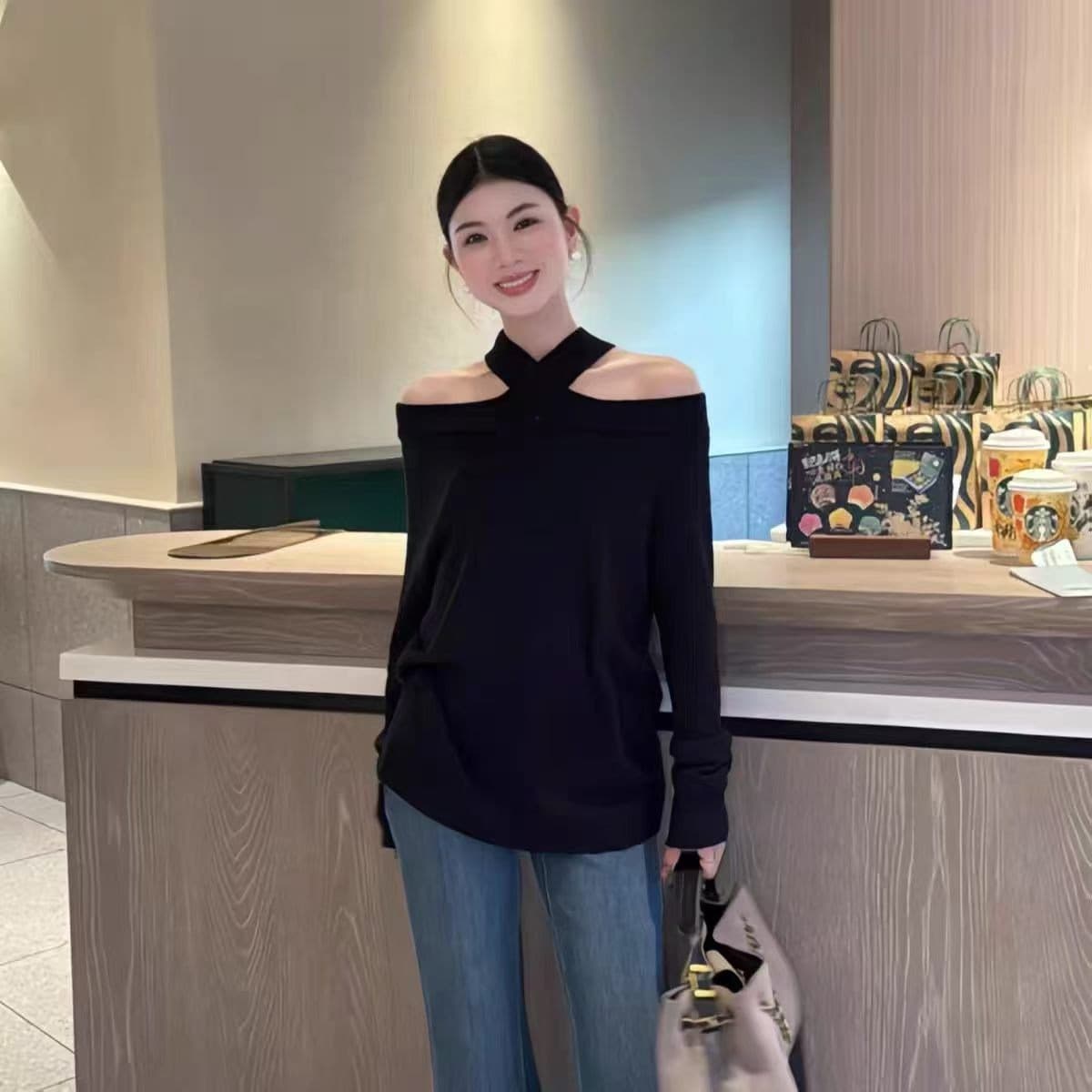 오프숄더 디자인 센스 레트로 행침 목 오프숄더 스웨터 여자 가을 겨울 새로운 루즈핏 니트 스웨터 맨위 이미지 2