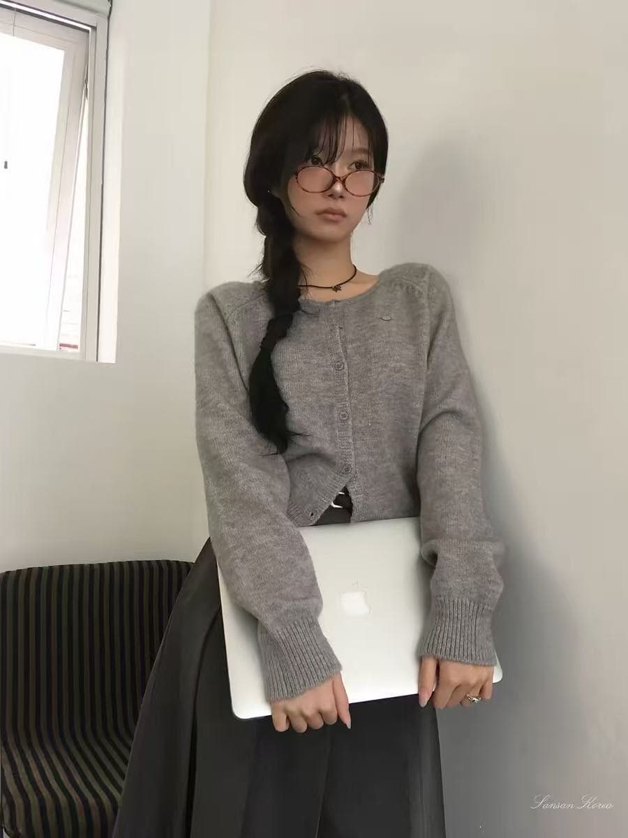 2026 한국 잘 행동 한 유니폼 센스 라운드 넥 단추 니트 오픈 가디건 이미지 2
