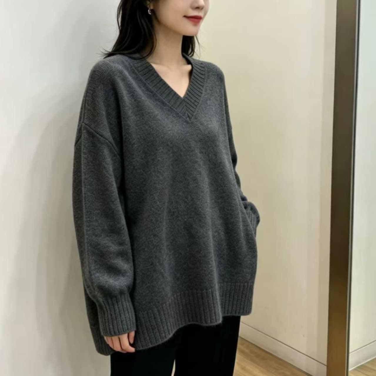26 년 새로운 국경 간 V넥 풀오버 스웨터 여자 가을 겨울 카디건 고급 센스 루즈핏 10 가지 색상 니트 스웨터 맨위