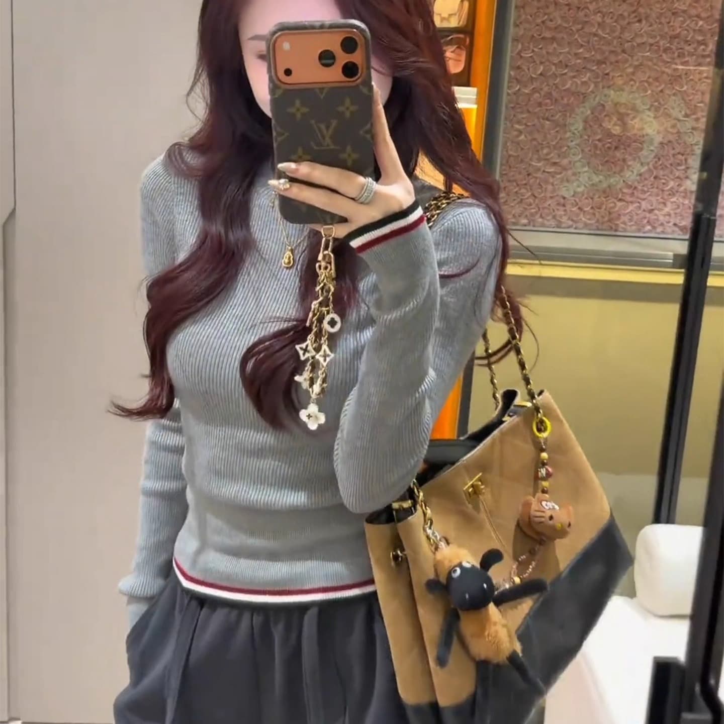 한 부서 새로운 긴팔 니트 기본 셔츠 인사이드 가져 가라. 작은 키 고유 한 아름다운 몸매 가꾸기 쇼트 스타일 맨위