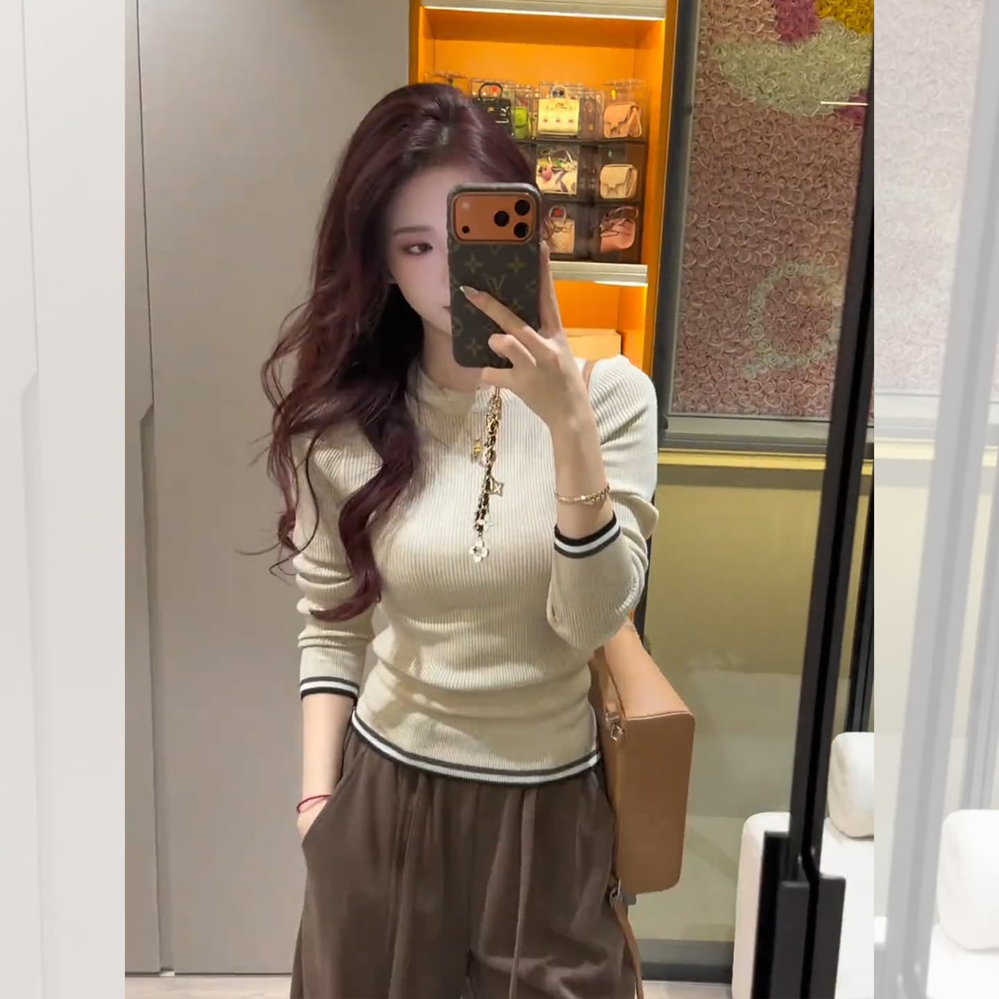 한 부서 새로운 긴팔 니트 기본 셔츠 인사이드 가져 가라. 작은 키 고유 한 아름다운 몸매 가꾸기 쇼트 스타일 맨위 이미지 4