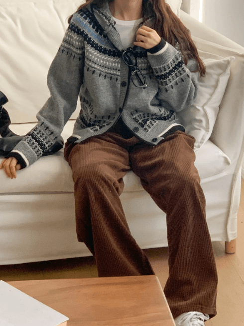 한국 chic 가을 겨울 새로운 루즈핏 싱글 줄 버튼 디자인 고급 센스 레트로 자카드 후드 스웨터 여성 코트 상세 이미지 24