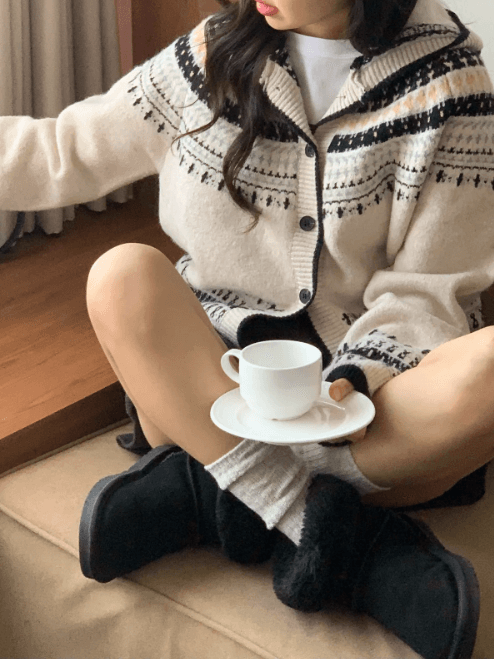 한국 chic 가을 겨울 새로운 루즈핏 싱글 줄 버튼 디자인 고급 센스 레트로 자카드 후드 스웨터 여성 코트 상세 이미지 40