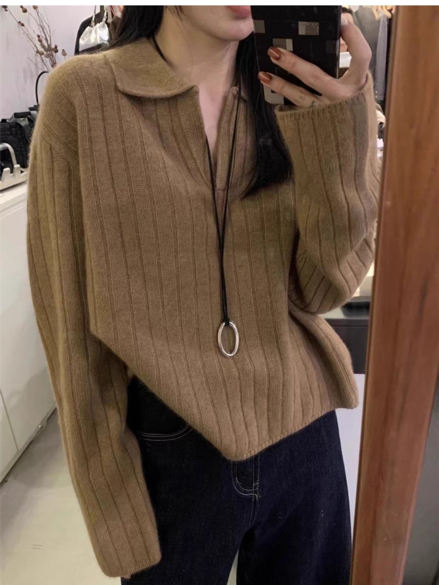프랑스식 POLO 칼라 스웨터 가을 겨울 새로운 루즈핏 스웨터 레트로 폴로 칼라 니트 긴 소매 맨위 만나는 니트 스웨터 상세 이미지 24