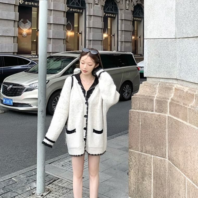 한국 동대문 작은 샤넬 스타일 배색 니트 오픈 가디건 여성 롱 코트 루즈핏 스웨터 코트 가을 겨울 이미지 2