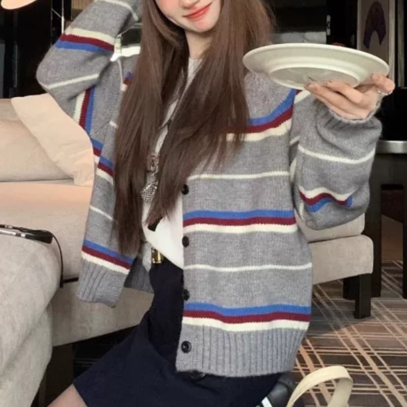 가을 겨울 새로운 한국 스타일 캐주얼 다용도 루즈핏 라운드 넥 배색 스트라이프 니트 오픈 가디건 스웨터 여성 코트 이미지 2