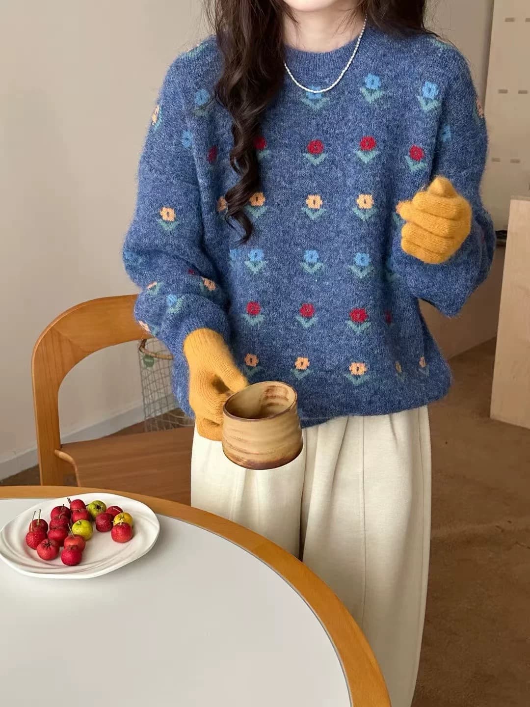 신선함 자카드 라운드 넥 풀오버 스웨터 여자 가을 겨울 와이드 부드러운 찹쌀 달콤함 꽃 니트 스웨터 맨위 상세 이미지 1