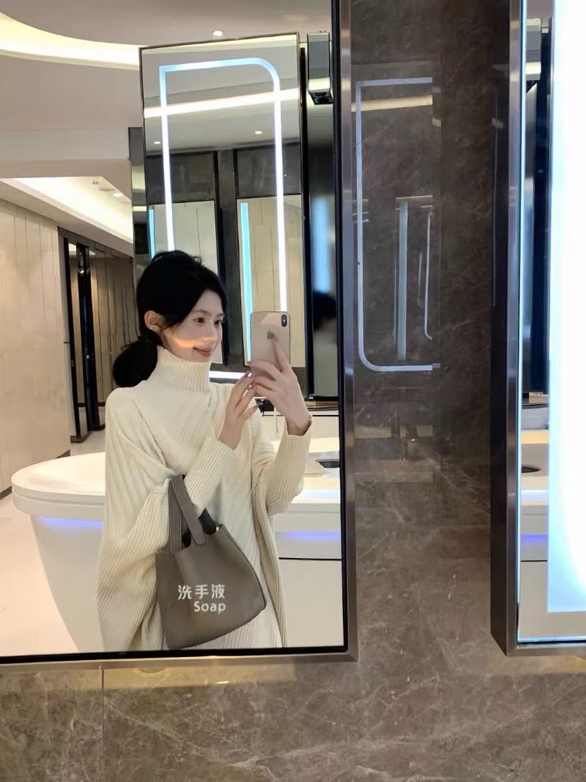 작은 대중 불규칙 반하이넥 니트 스웨터 맨위 다리 바지 두 조각 여성 세트 캐주얼 바지 세트 이미지 4