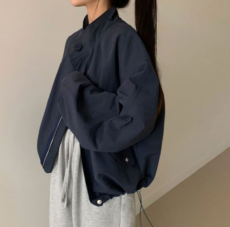 한국 chic 미니멀리즘 레트로 반하이넥 루즈핏 캐주얼 다용도 펌프 Pleat 디자인 긴팔 바람막이 여성 코트 상세 이미지 3