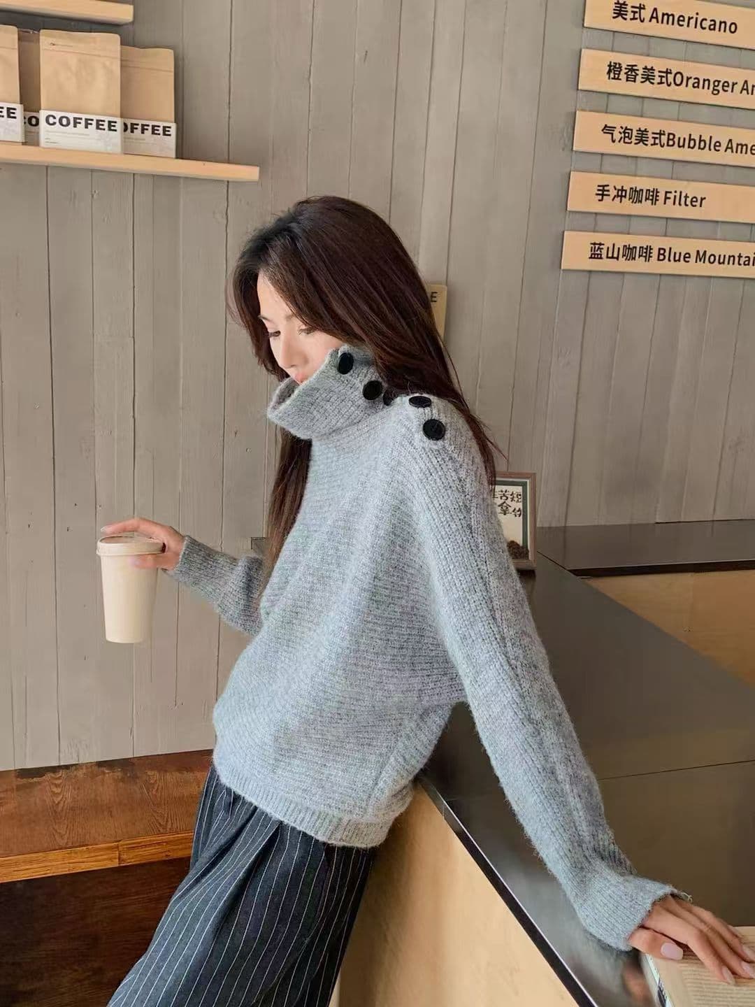 한 부서 터틀넥 불규칙 디자인 센스 풀오버 스웨터 여자 가을 겨울 느긋한 와이드 부드러운 찹쌀 품격 니트 스웨터 맨위 상세 이미지 8