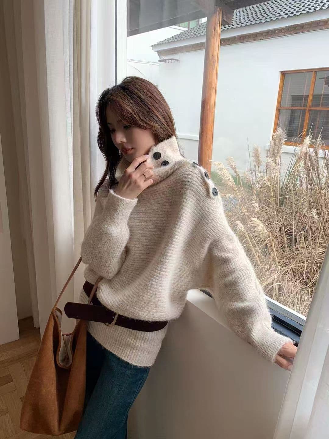 한 부서 터틀넥 불규칙 디자인 센스 풀오버 스웨터 여자 가을 겨울 느긋한 와이드 부드러운 찹쌀 품격 니트 스웨터 맨위 상세 이미지 13