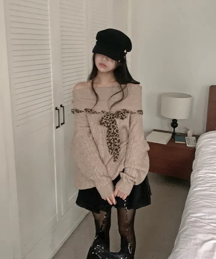 한국 chic 가을 프랑스식 작은 섹시함 보트넥 오프숄더 패치워크 레오파드 무늬 리본 디자인 센스 긴팔 스웨터 여자 상세 이미지 8