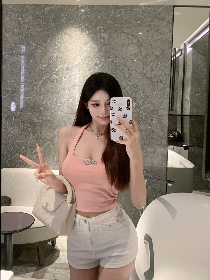 봄 여름 새로운 하이웨이스트 몸매 가꾸기 슬림해 보이는 캐주얼 스트레이트 반바지 기초 편안함 다용도 데님 반바지 여성 상세 이미지 4