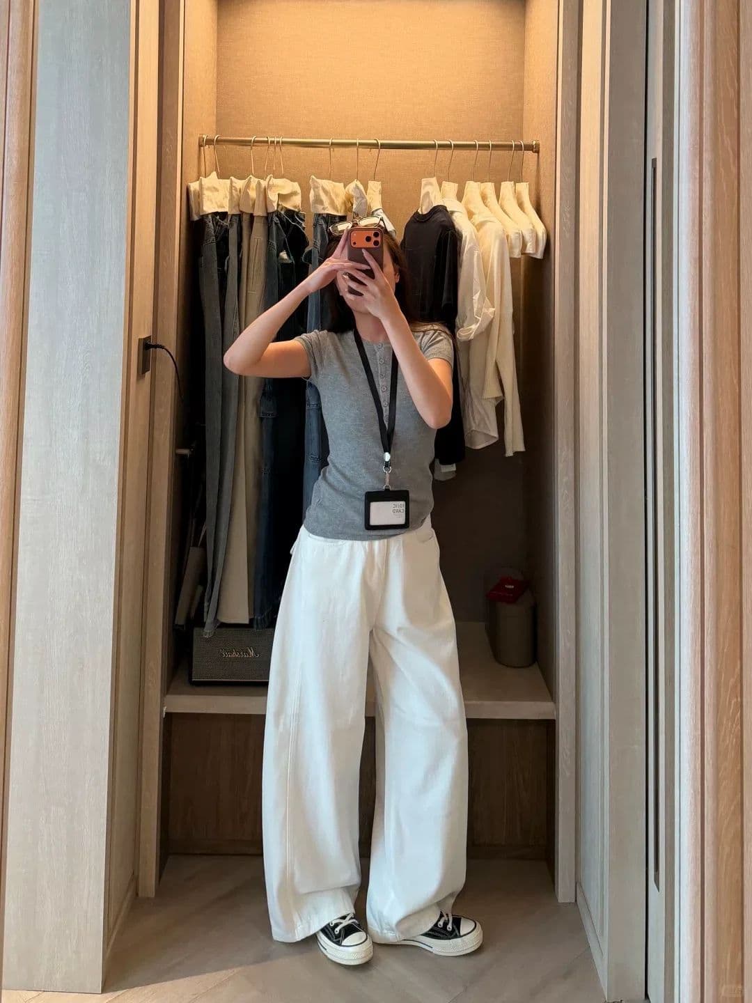 출퇴근 캐주얼 개성 넓은 다리 청바지 여성 봄 가을 새로운 루즈핏 패션 ins 트렌디 스트레이트 청바지 트렌디 상세 이미지 2