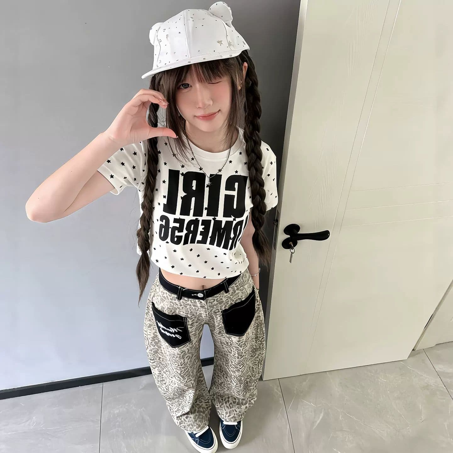 레트로 레오파드 무늬 패치 주머니 스트레이트 청바지 아이들 봄 가을 새로운 루즈핏 넓은 다리 바닥 청소 청바지 트렌디 상세 이미지 2