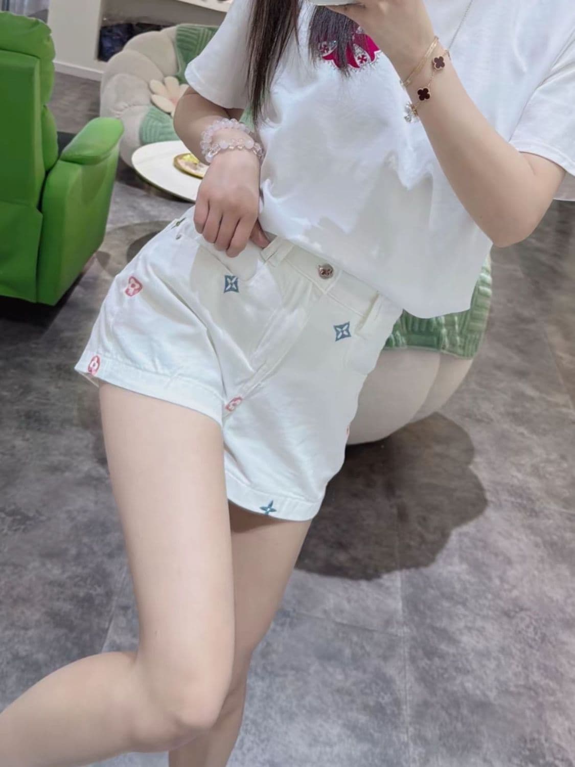 아메리칸 핫걸 스트레이트 데님 반바지 여성 여름 새로운 캐주얼 다용도 몸매 가꾸기 슬림해 보이는 한 마디 타이트 스커트 핫 바지 트렌디 상세 이미지 1