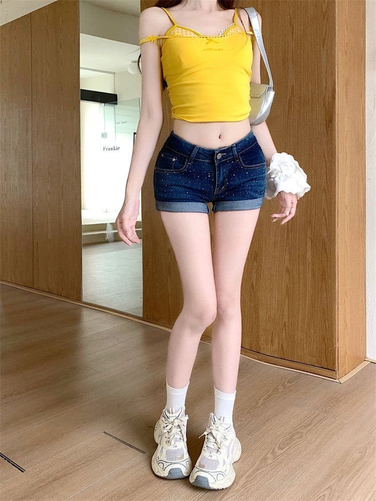 출퇴근 품격 폭발 뒤집다 측면 핫픽스 로우 웨이스트 볼륨 측면 데님 반바지 여성 봄 여름 새로운 타이트 스커트 데님 핫 바지 트렌디 상세 이미지 6