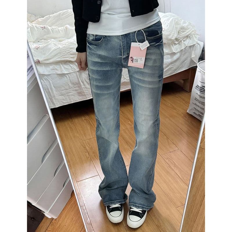 개성 웃음 하 출퇴근 캐주얼 마이크로 폭탄 청바지 여성 봄과 가을 새로운 패션 디자인 센스 스트레이트 청바지 이미지 2