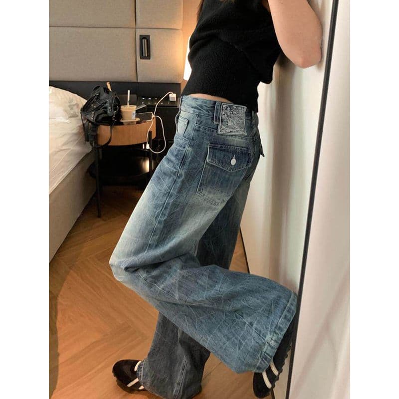 중성 상표 패치 스트레이트 청바지 여성 봄 가을 새로운 루즈핏 슬림해 보이는 스트레이트 바닥 청소 청바지 트렌디