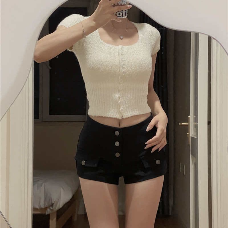 검정색 데님 다용도 반바지 여성 여름 2026 새로운 품격 출퇴근 핫걸 미니멀리즘 한 마디 타이트 스커트 뜨거운 바지 이미지 2