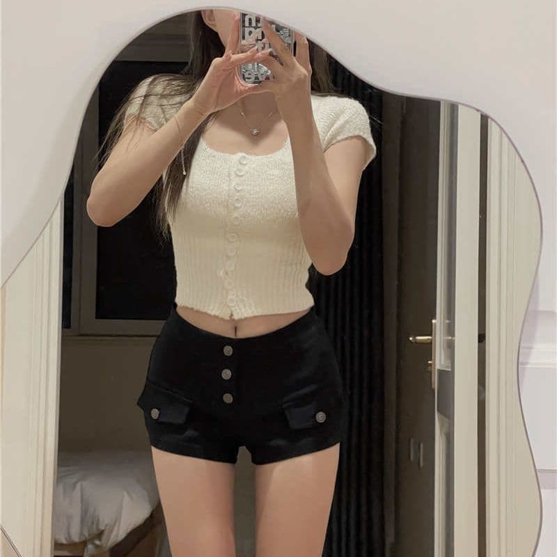 검정색 데님 다용도 반바지 여성 여름 2026 새로운 품격 출퇴근 핫걸 미니멀리즘 한 마디 타이트 스커트 뜨거운 바지 상세 이미지 2