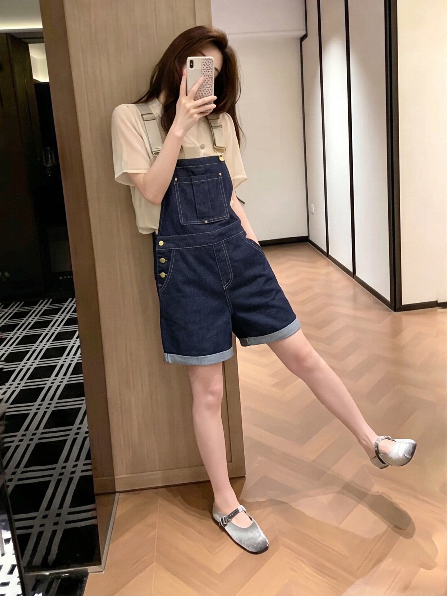 트렌디 ins 캐주얼 트렌드 데님 멜빵 반바지 여성 봄 여름 새로운 루즈핏 슬림해 보이는 다용도 스트레이트 올인원 바지 상세 이미지 4