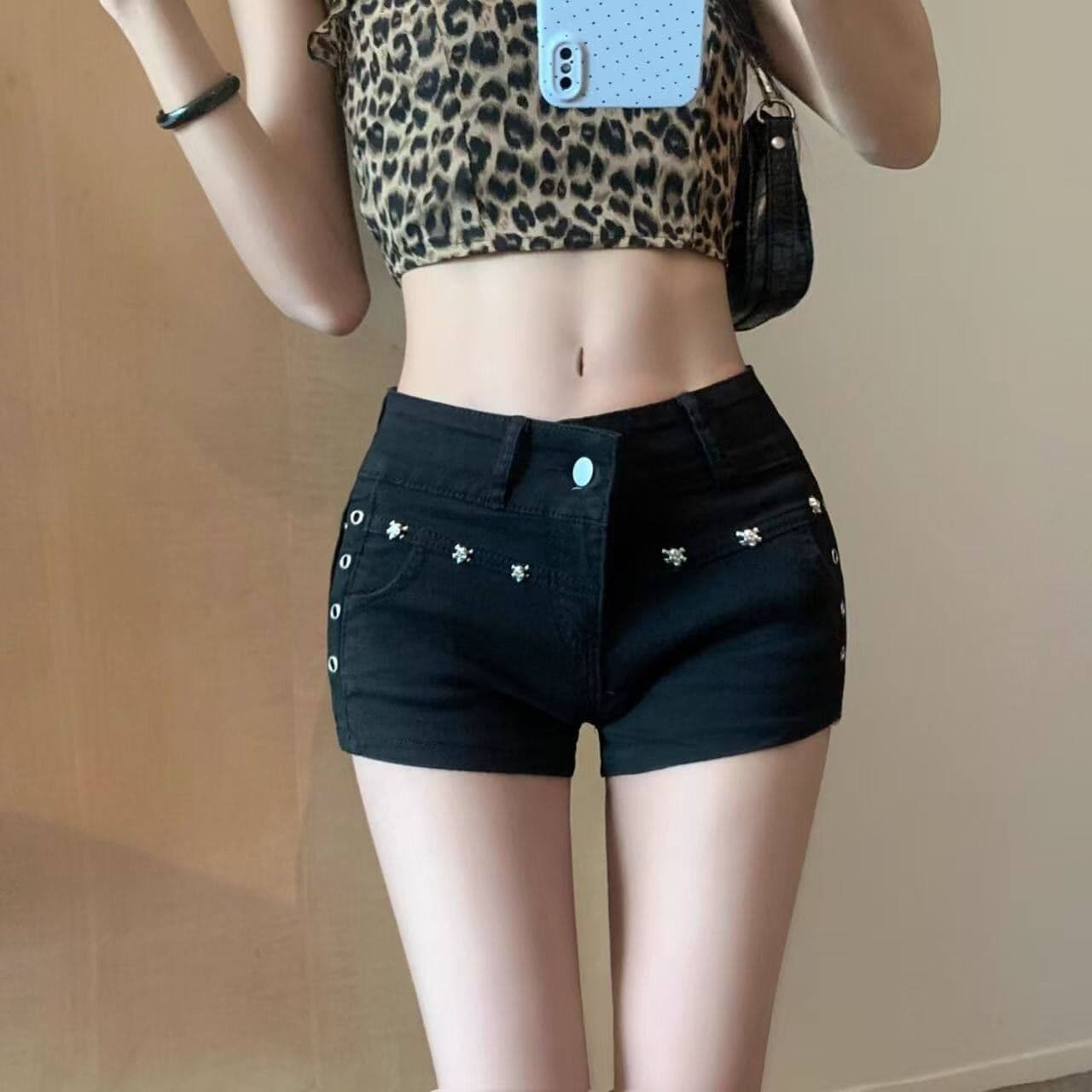 디자인 센스 거리 데님 반바지 여성 봄 여름 새로운 패션 캐주얼 출퇴근 ins 타이트 스커트 데님 뜨거운 바지 상세 이미지 5