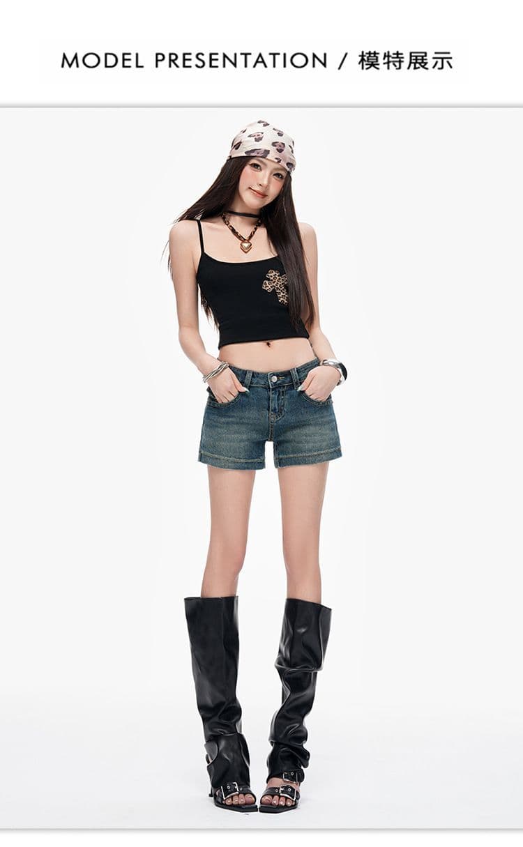 아메리칸 핫걸 로우 웨이스트 데님 반바지 여성 2026 년 여름 새로운 다채로운 라인 자수 타이트 스커트 한 마디 뜨거운 바지 트렌디 상세 이미지 3