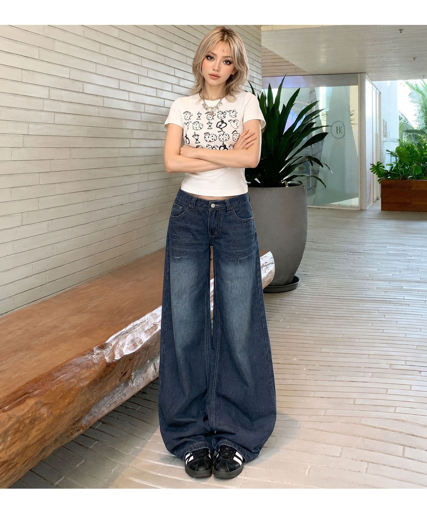 느긋한 바람 중성 넓은 다리 청바지 여성 봄 가을 새로운 디자인 센스 루즈핏 슬림해 보이는 개성 스트레이트 청바지 상세 이미지 4
