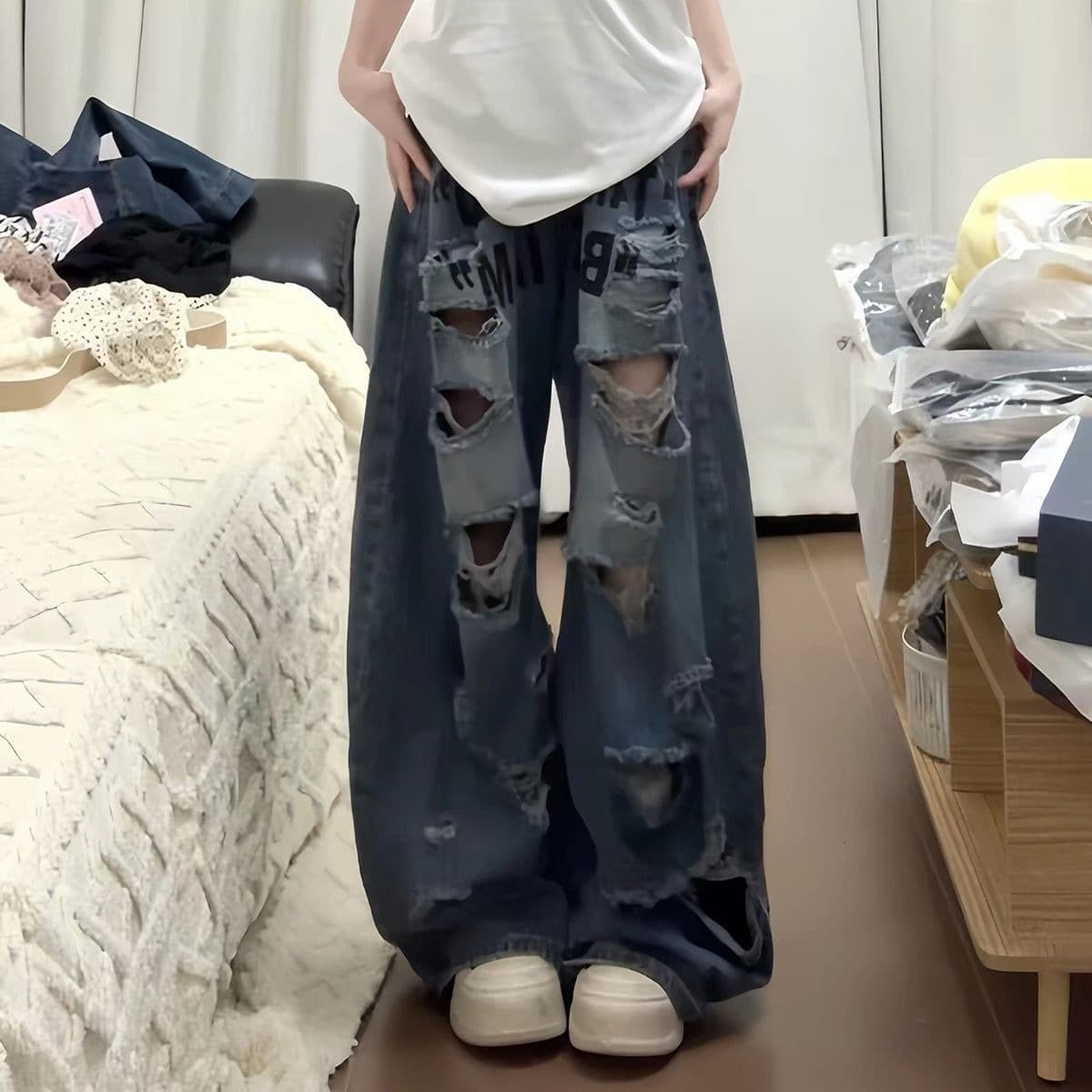 아메리칸 거리 핫걸 개성 디자인 센스 알파벳 청바지 아이들 여름 레트로 찢어진 부분 넓은 다리 바닥 청소 긴 바지 이미지 5