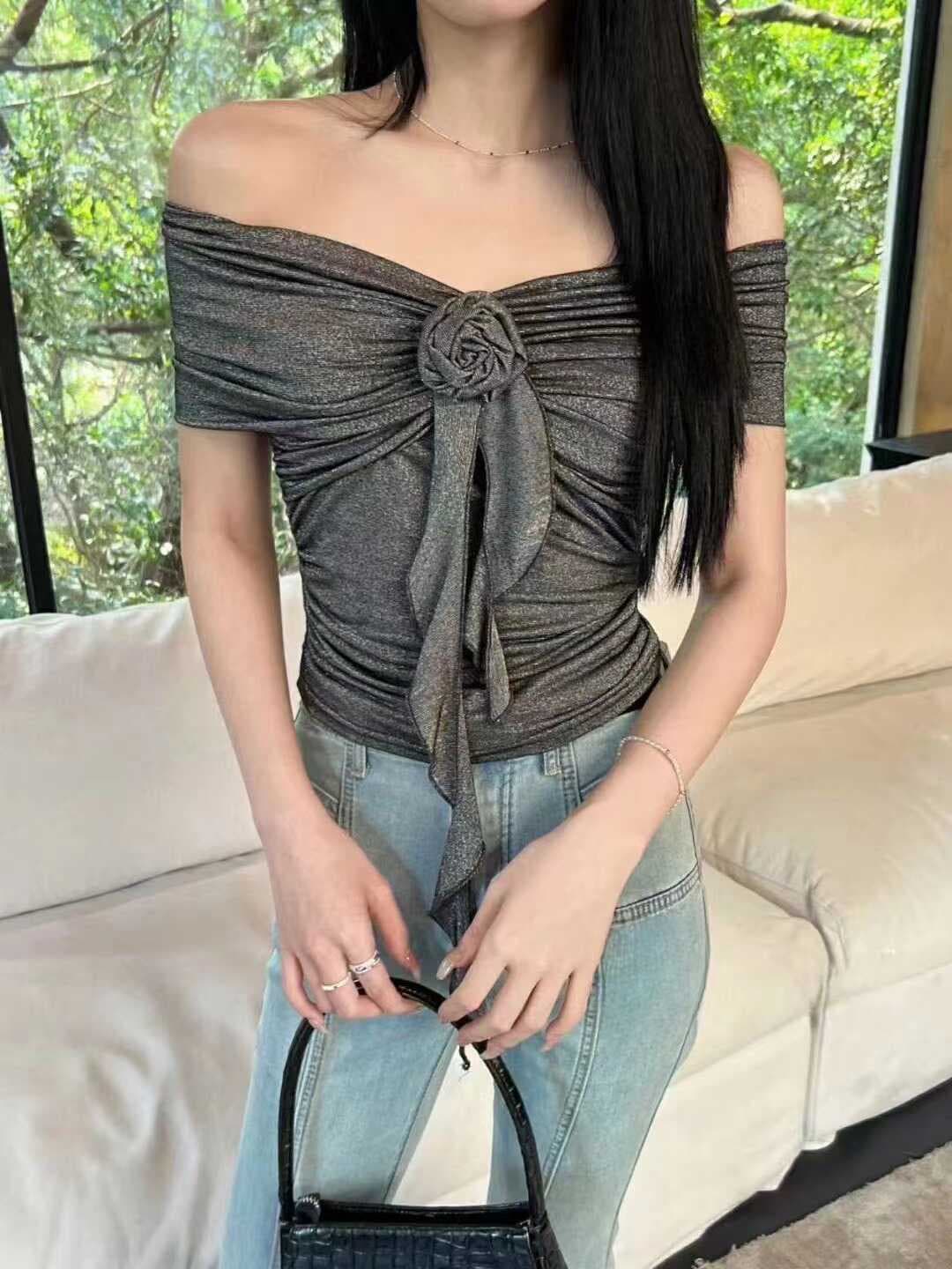 작은 샤넬 스타일 품격 Chic 오프숄더 반팔 티셔츠 여성 여름 새로운 몸매 가꾸기 슬림해 보이는 다용도 쇄골 다용도 맨위