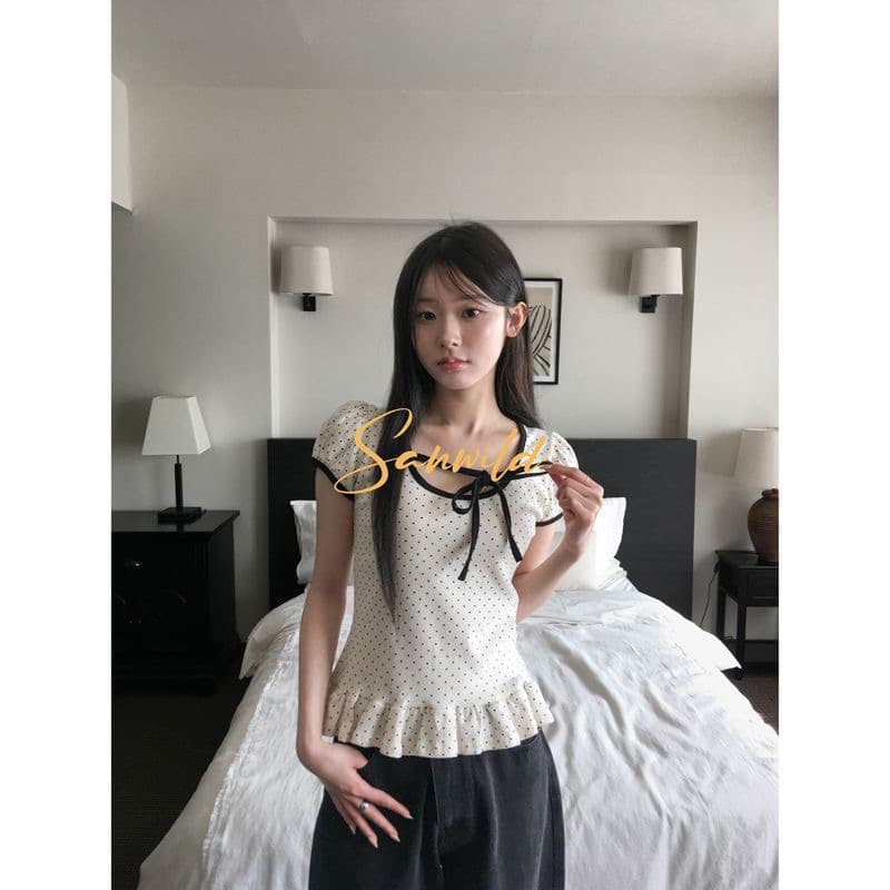 슈퍼 달콤함 다용도 작은 도트 무늬 한국 새로운 디자인 센스 반팔 여성 여름 몸매 가꾸기 슬림해 보이는 다용도 스트랩 한국 스타일 의류 상세 이미지 4