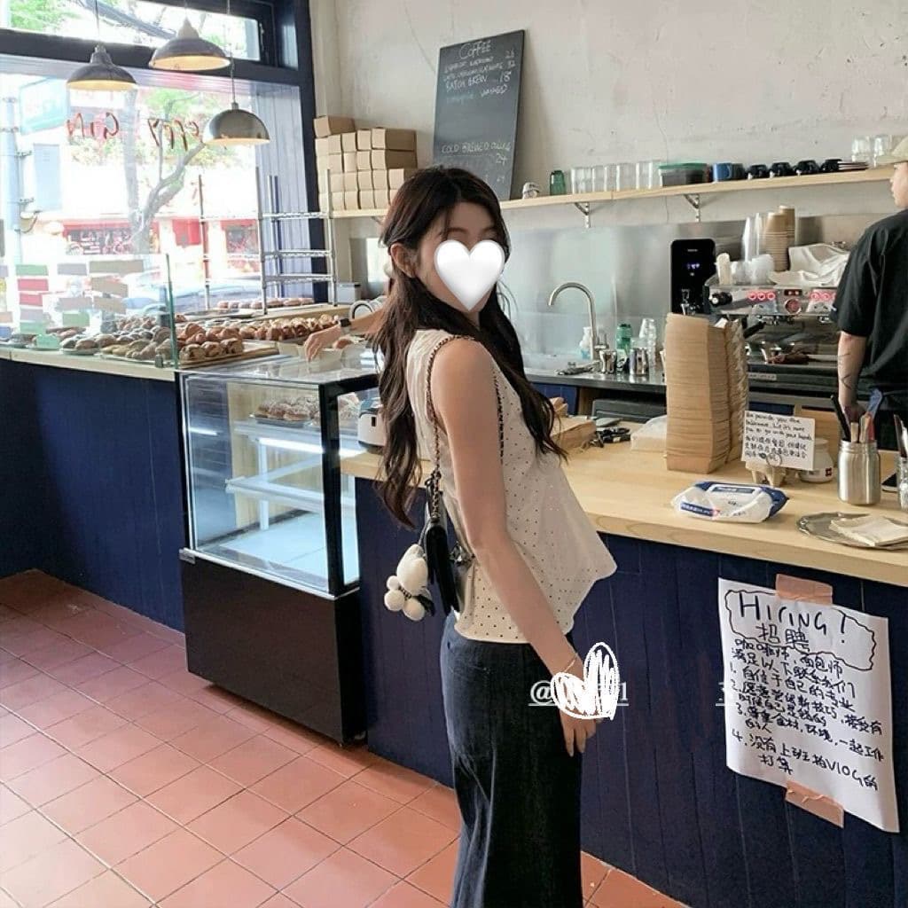 flirty 호흡 센스 소녀 센스 달콤함 도트 무늬 나비 매듭 디자인 센스 민소매 작은 맨위 여성 2026 여름 새로운 상세 이미지 4