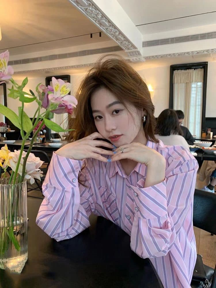 가을 새로운 한국 스타일 루즈핏 슬림해 보이는 고급 센스 핑크색 스트라이프 셔츠 맨위 여성 디자인 센스 작은 대중 긴팔 얇은 이미지 3